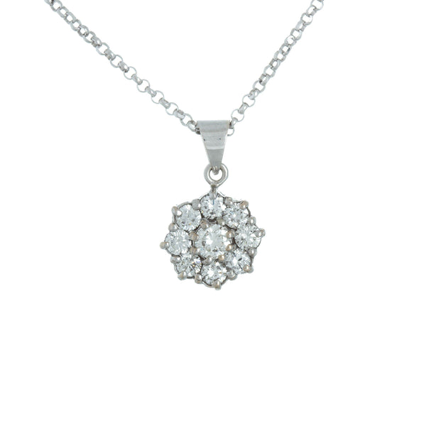 18k White Gold (0.65 Ct. Tw.) Floral Diamond Necklace