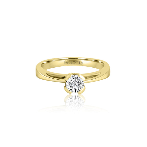 18k Yellow Gold Solitaire Engagement Ring