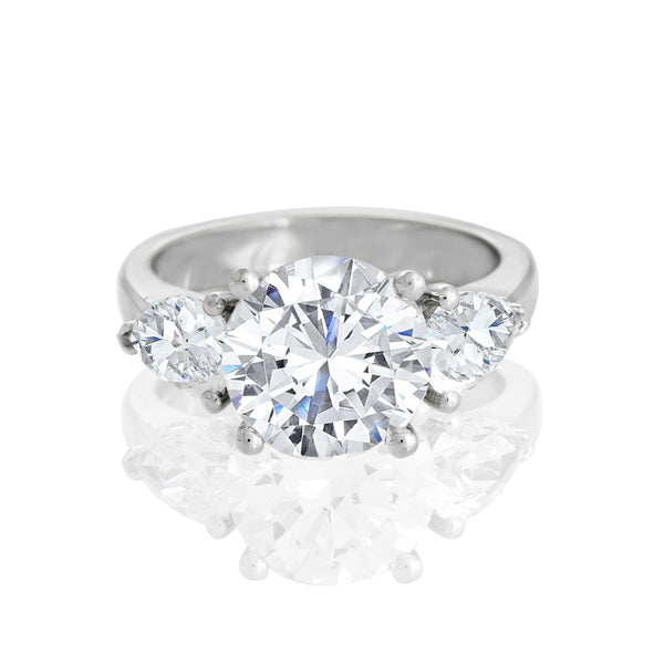 18k White Gold Three Stone Engagement Ring
