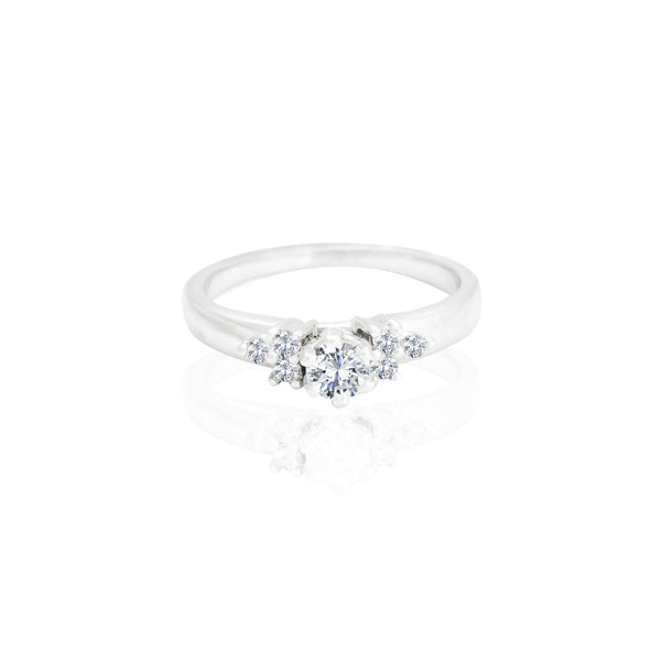 Platinum Round Engagement Ring